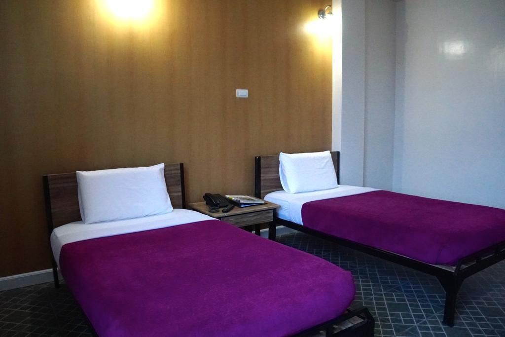 My Hotel Davao City Exterior foto
